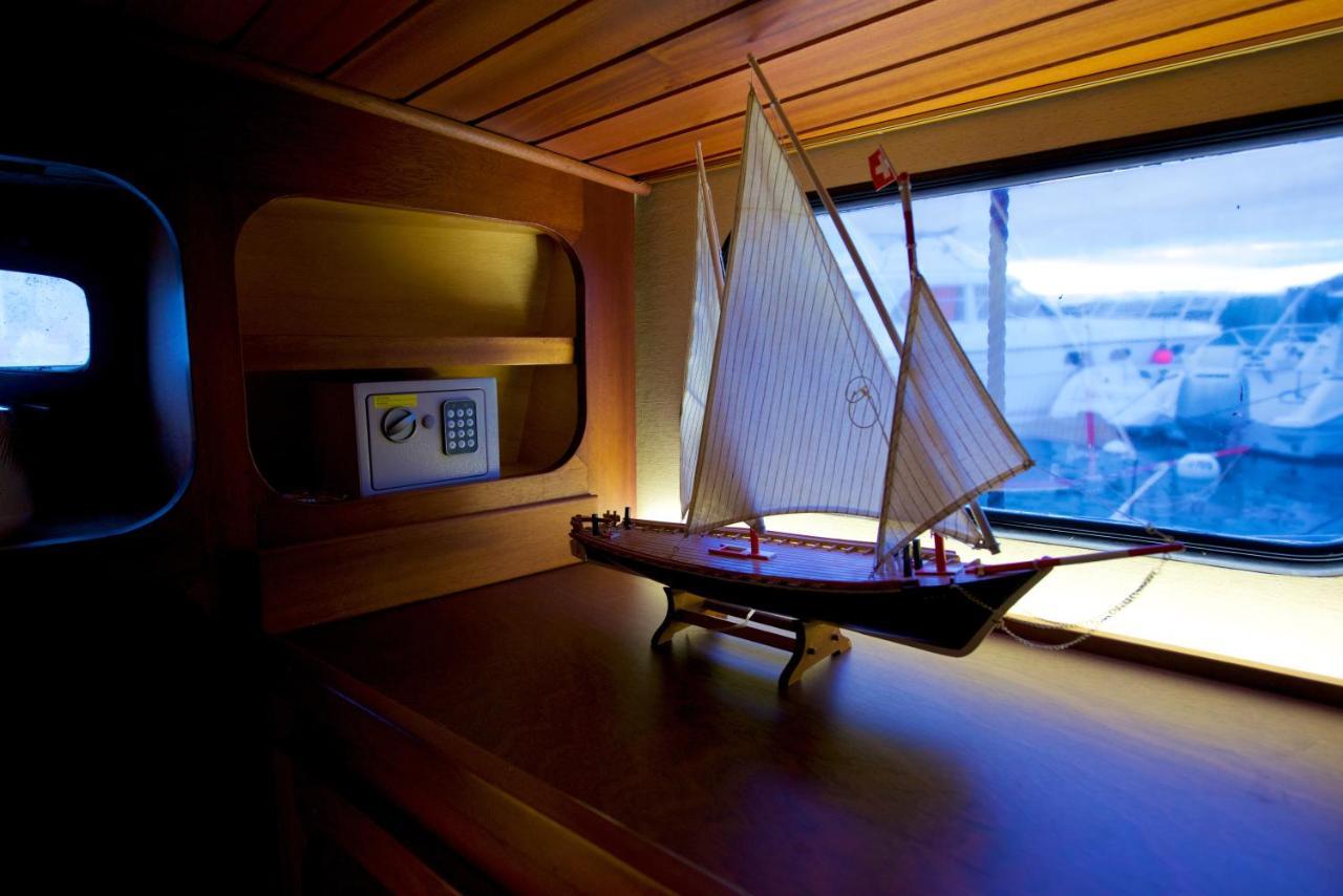 HOMEBOAT-bateau hôtel Genebra Exterior foto